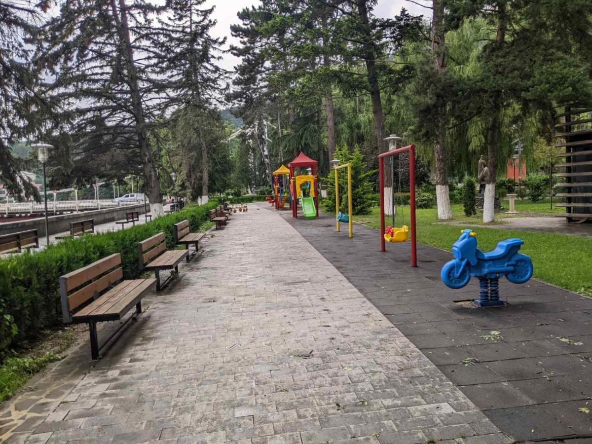 Riverside Borjomi Exterior photo