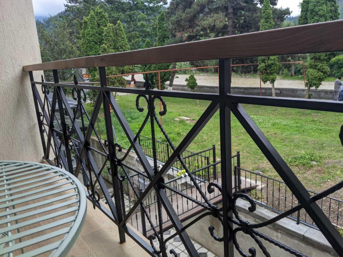 Riverside Borjomi Exterior photo